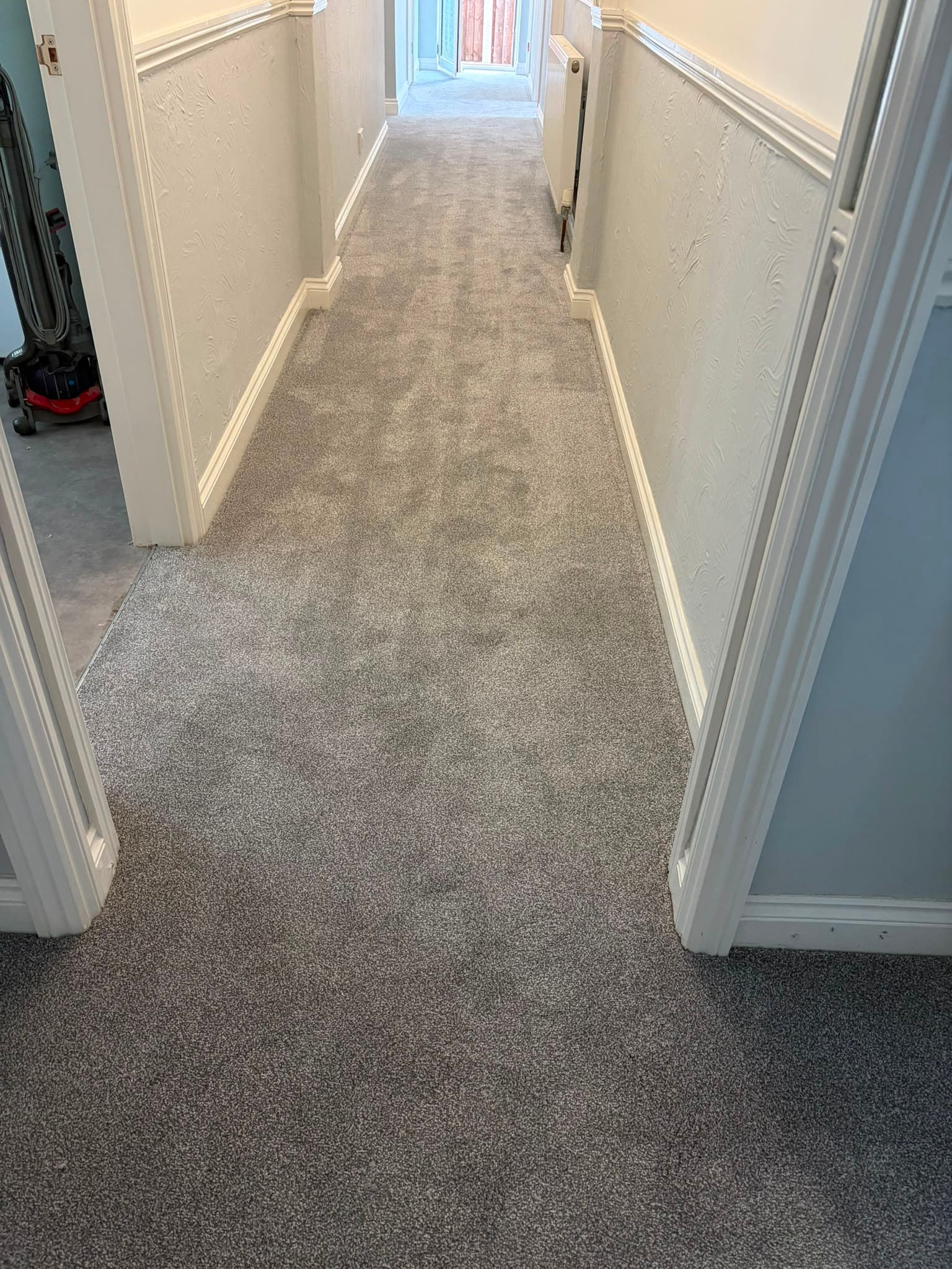 Soft Grey Twist Carpet for a Welcoming Hallway